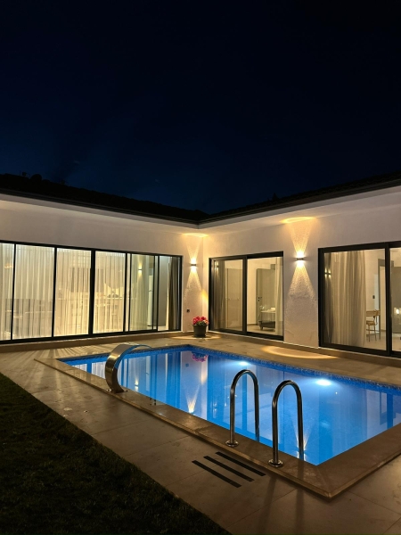 Villa Lavinya 1
